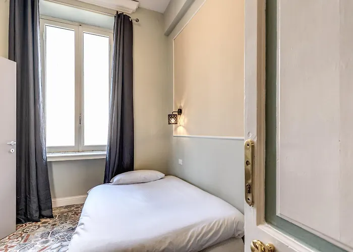 Vendégház V E N E R E Róma