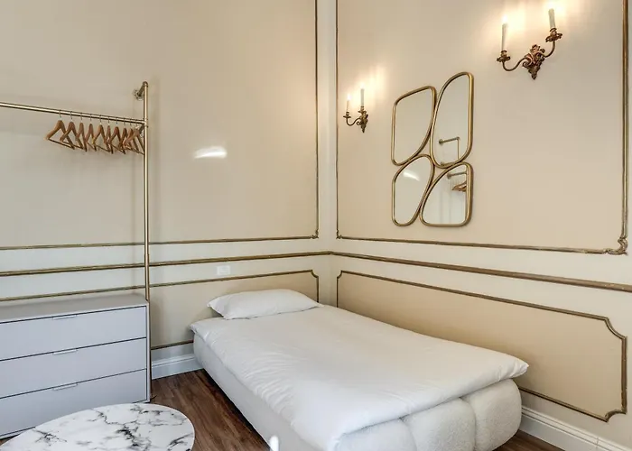 V E N E R E Konukevi